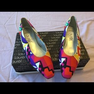 Women’s Laurel colorful flat shoes size 6 1/2